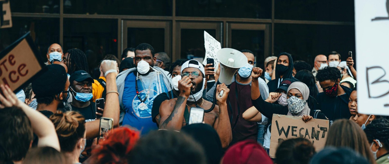 About 100 Arrested During Anti War Protest Outside Senators Manhattan Offices