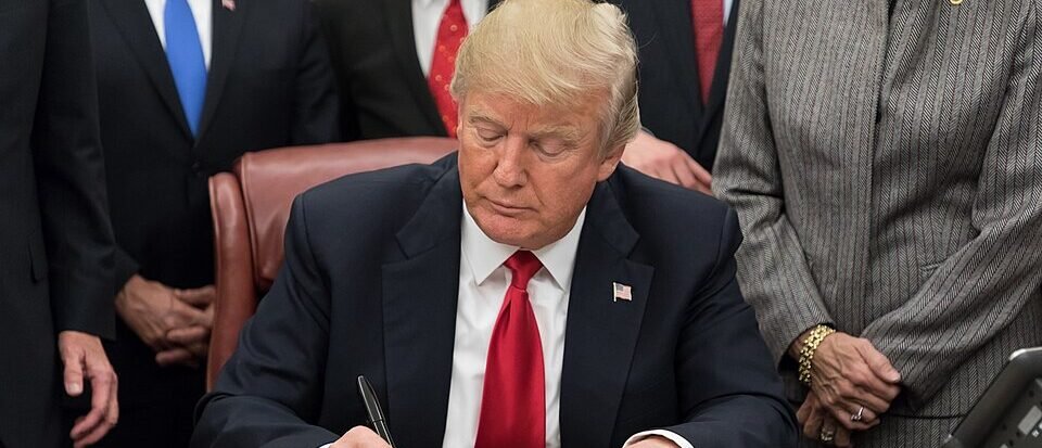 WHITE HOUSE FLASHPOINT TRUMP PUSHES FOR IMMINENT IRAN PEACE DEAL AMID REGIONAL CROSSFIRE