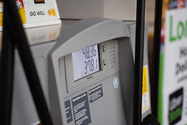 Trump Wins the Peace: Gas Prices Plunge Below $4 After Iran De-Escalation, But the Fed Pushes Back