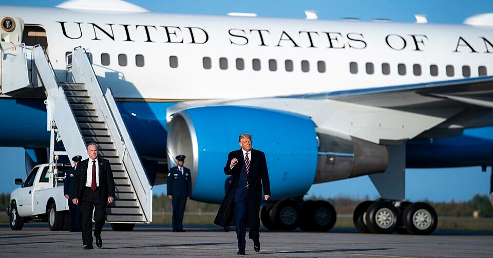 Reports Highlight Security Considerations Behind Presidential Aircraft Change