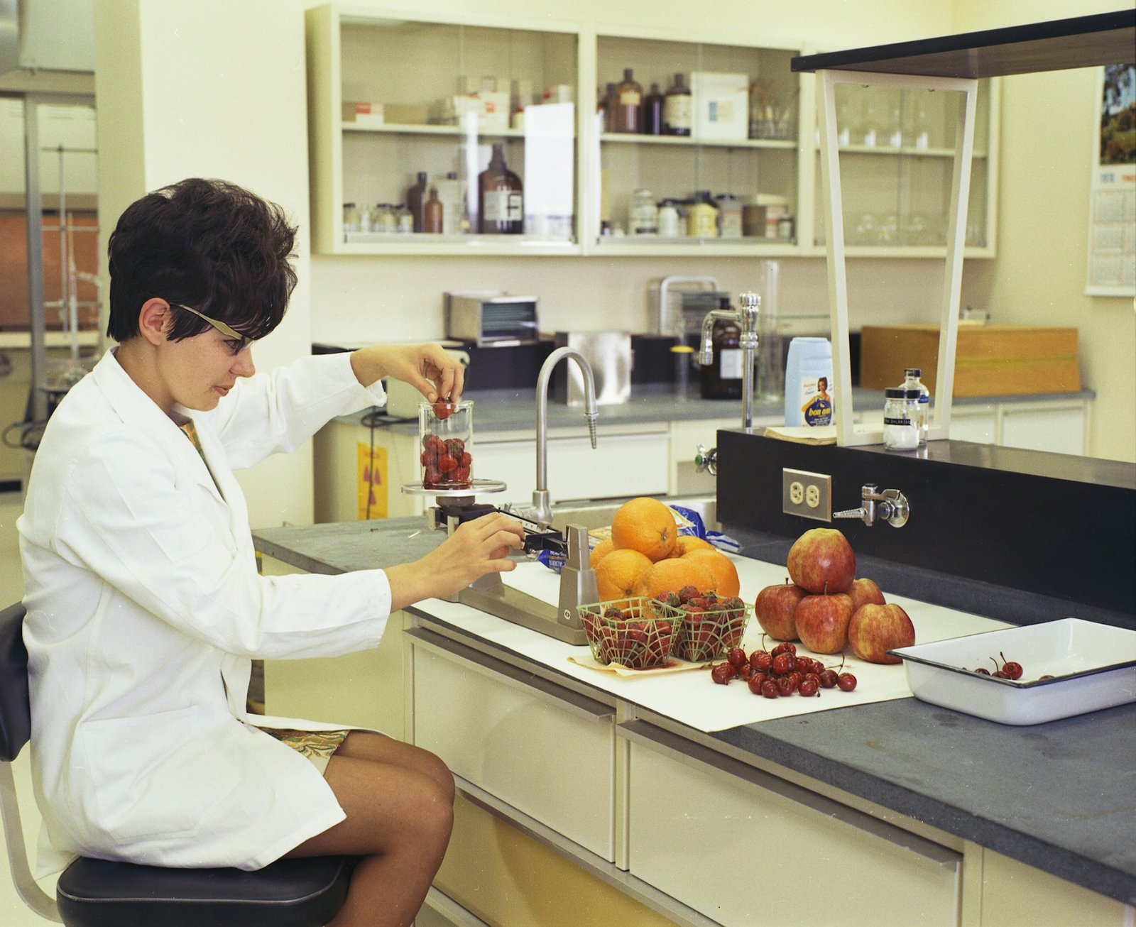 How Foodborne Illness Investigations Track Contaminated Produce Across State Lines