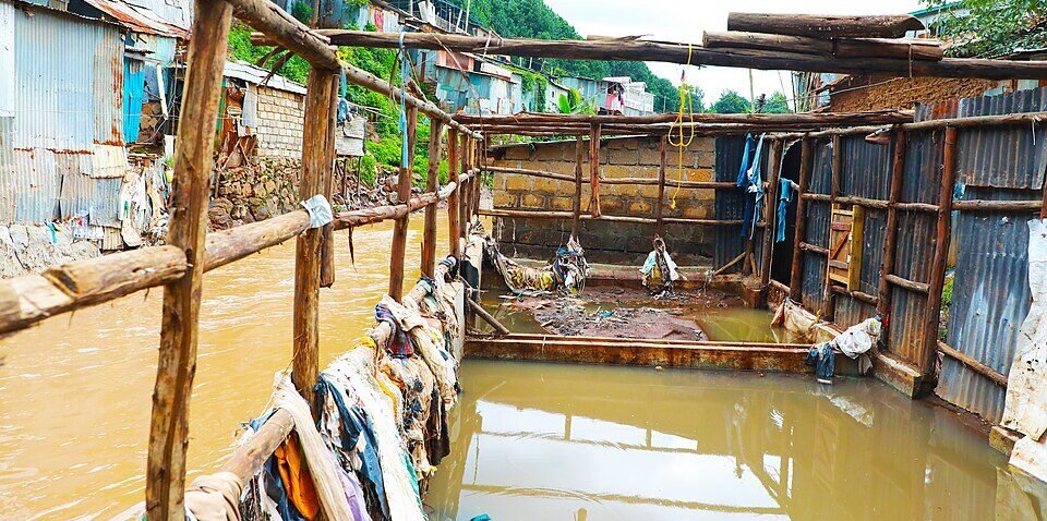 Devastating Himalayan Floods Kill Over 900 Across Nepal and Tibet as Thousands Remain Missing