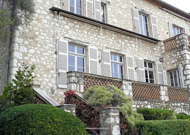 Renoir Museum Heist Raises Fresh Questions About Security at French Museums