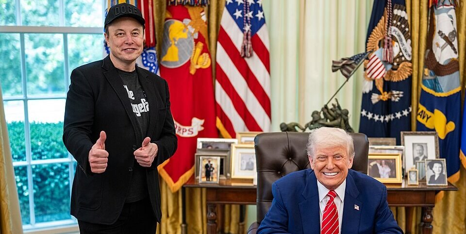 Trump White House Rebrands AI as “Super Intelligence” in New Executive Order